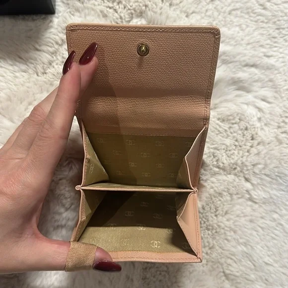 CHANEL Fold Wallet/Double Hook Wallet - Picture 4 of 13